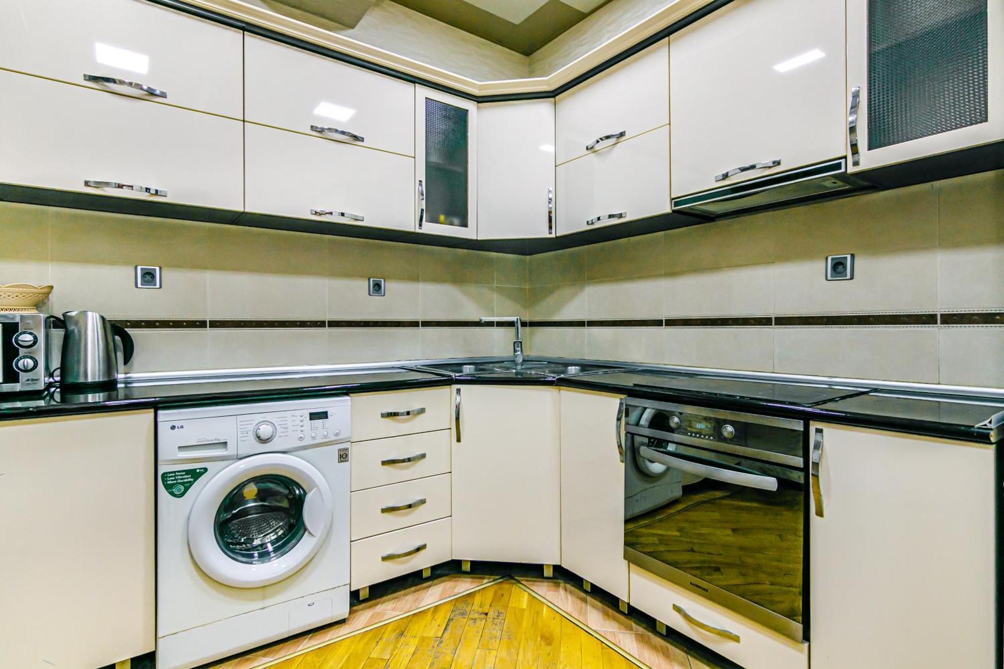 Apartment Prestige Near Vip Cresent Mall Baku