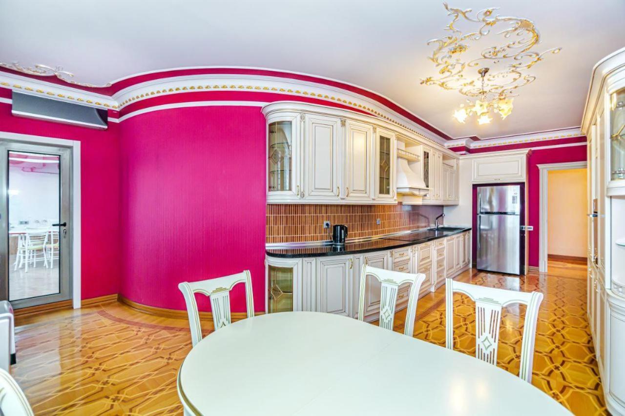 Prestige Near Vip Cresent Mall Apartment Baku